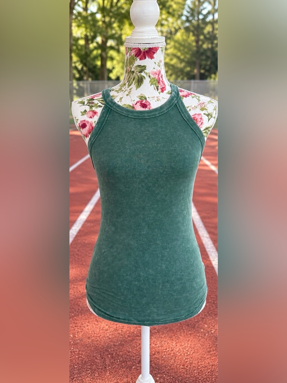 Zenana Women’s Green Mineral Wash Ribbed Racerback Tank Top Size M NWOT